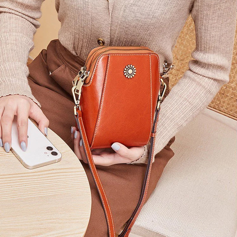 Vienna | Kompakte einfarbige Mini-Handtasche