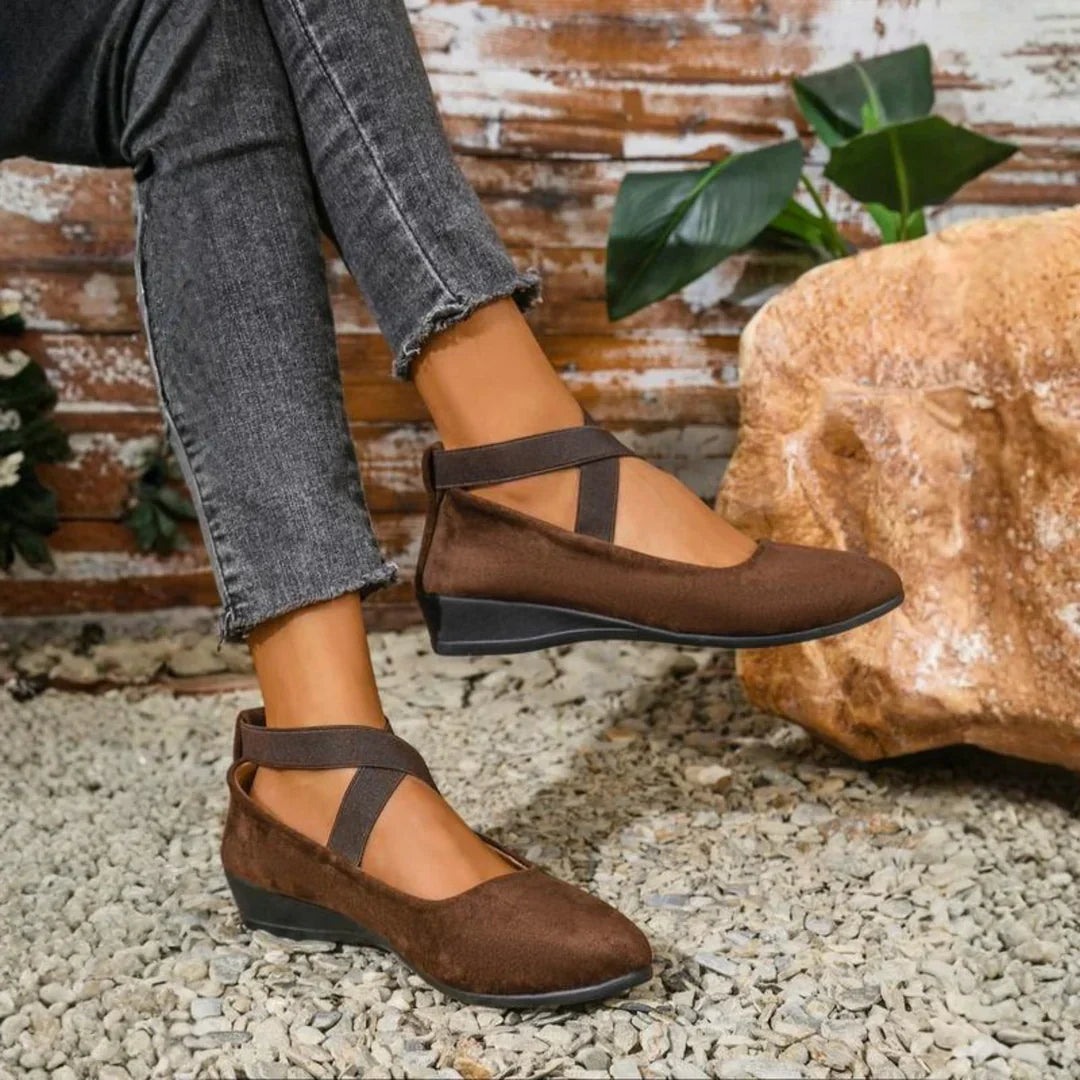 Sue - Slipper mit Keilabsatz