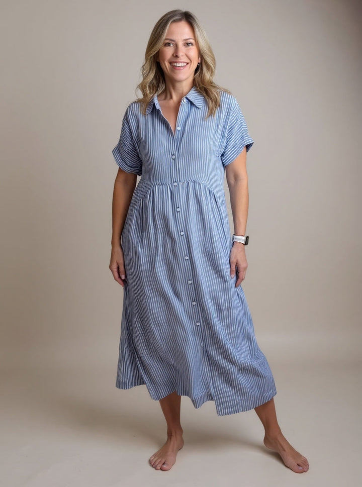 Yonika – Schickes gestreiftes Kleid