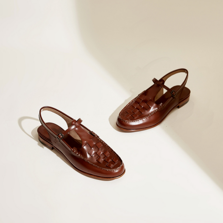 Carol - Gewebte Charm-Sandalen