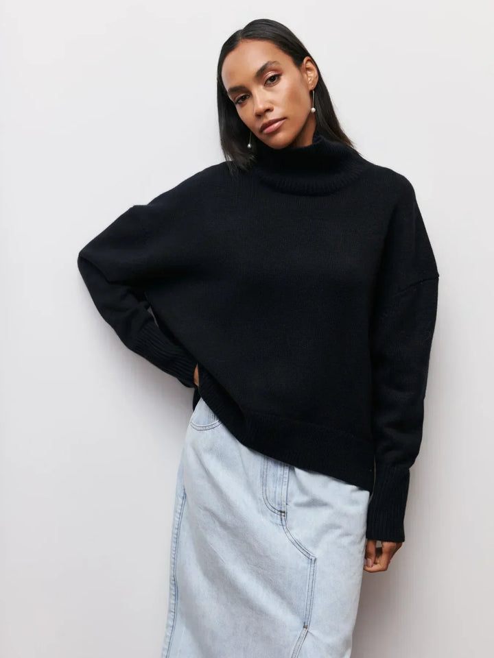 Cittra – Oversized gerippter Rollkragenpullover